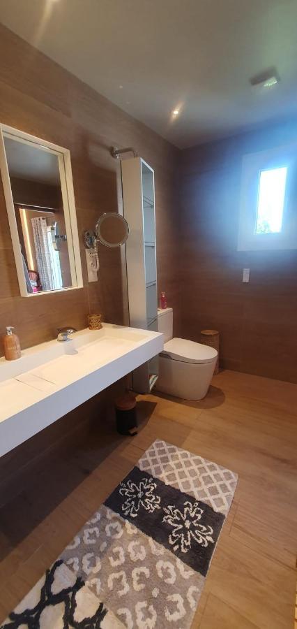 Les Bonbonnettes Bed & Breakfast Le Cailar Dış mekan fotoğraf